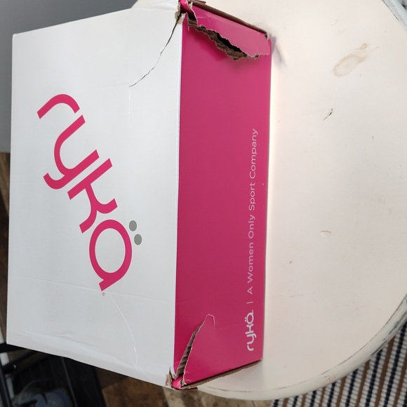 Ryka Sneakers 7w - Picture 7 of 7